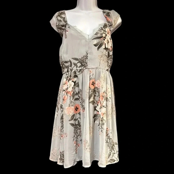 NWT LuLus Size Small Dress - Spaghetti Strap & Off-Shoulder - Picture 1 of 5